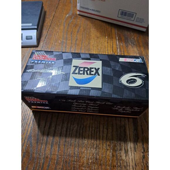Vintage 99 Racing Champion Premier Mark Martin #6 Zerex Die Cast Nascar Race Car - Picture 7 of 8
